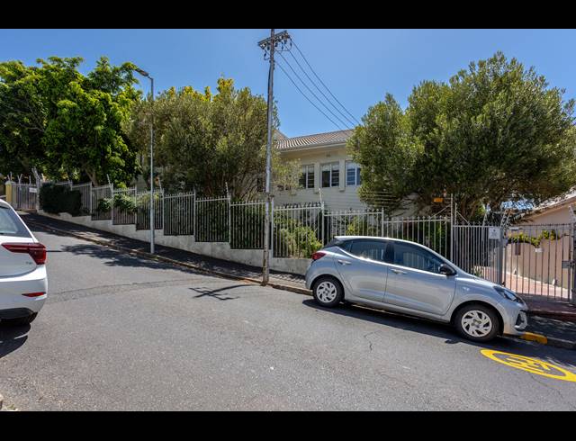 2 BEDROOM APARTMENT TO LET IN TAMBOERSKLOOF